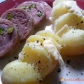 Saucisson à cuire pistaché et pommes de terre