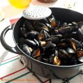 Moules marinières - Les moules marinières vous régaleront par leur fraîcheur, leur simplicité et leur délicatesse.