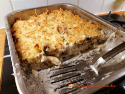 Gratin de macaronis au chou-fleur et champignons. 
<p>Une inspiration simple pour un “fourzitou”, sans se prendre le chou.</p>
