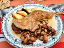 Poulet vallée d’Auge. 
<p>Le poulet vallée d’Auge, une belle recette classique du patrimoine traditionnel normand.</p>
